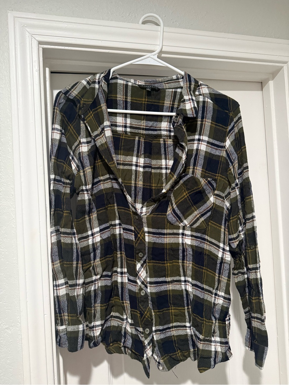Staccato Olive Green Navy White Plaid Button-Down Shirt